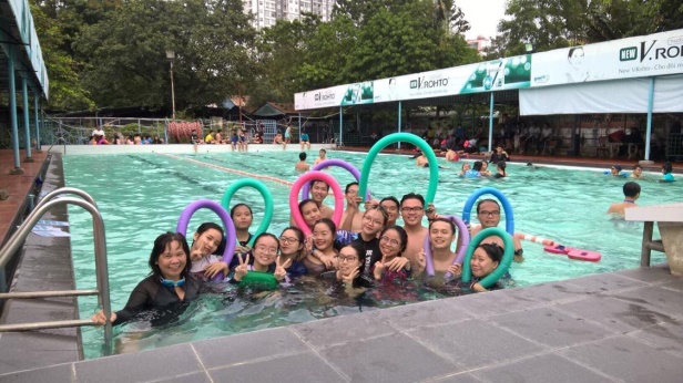 No description available.